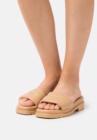 RAID Platt slip-in - nude
