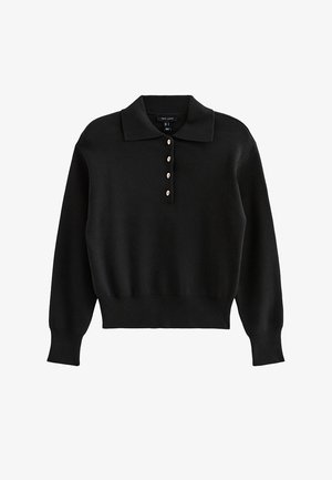 Pull-over en maille noire avec un col plat, présentant une patte de boutonnage avec cinq boutons de couleur claire. Ourlet et poignets côtelés.