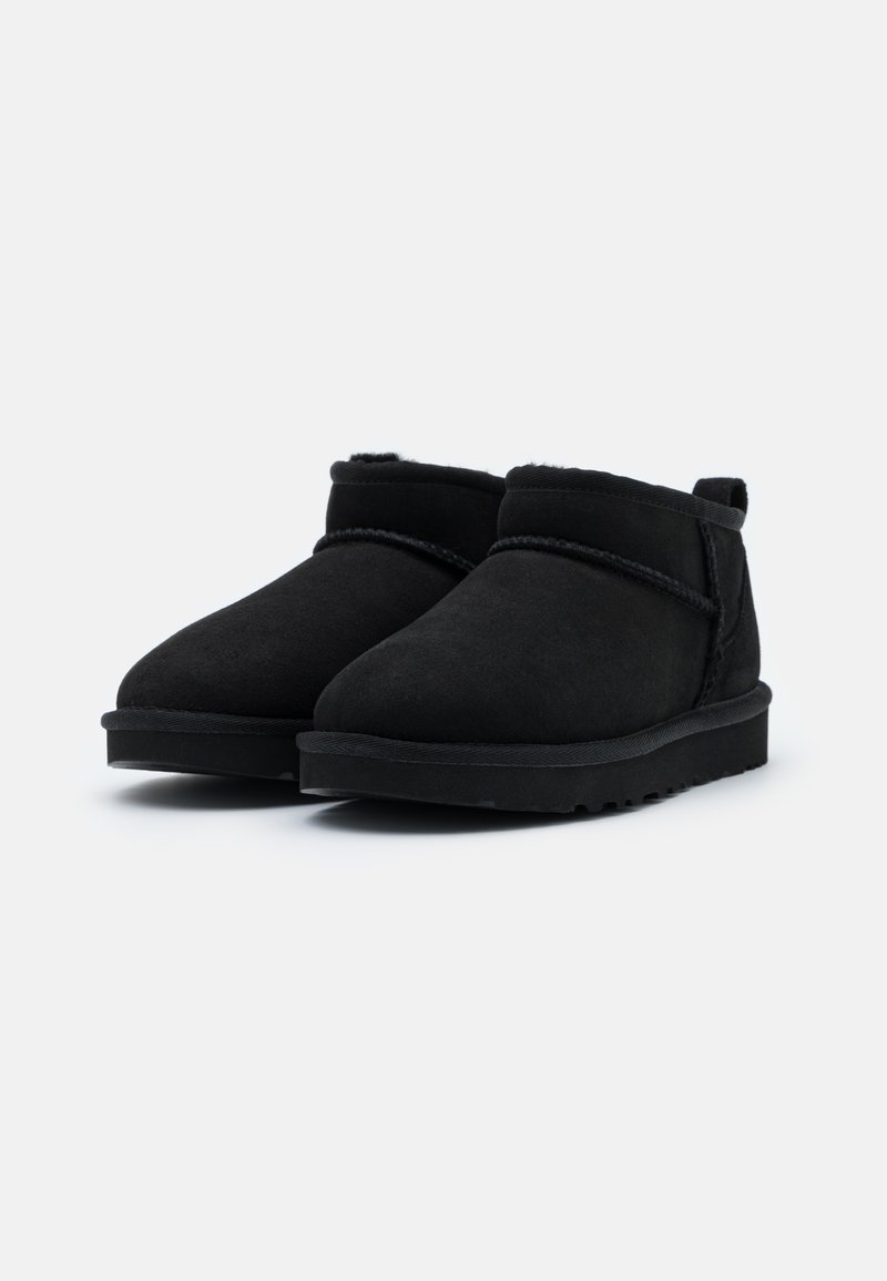 ugg noire