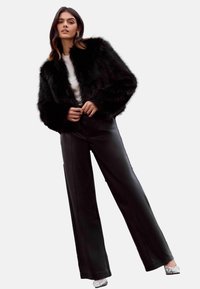 REGULAR FIT - COLLARLESS  - Jachetă de iarnă - black