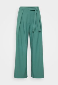 Valgt, emerald green