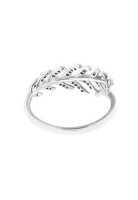 Anello d'argento a forma di foglia con vene dettagliate, caratterizzato da una finitura lucida e piccoli accenti neri lungo il motivo della foglia.