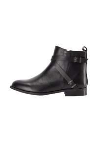 Botine negre din piele cu toc mic, fermoar lateral și curele decorative încrucișate cu catarame argintii.