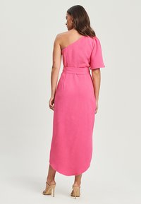 TUSSAH ADDISON  - Dolga obleka - hot pink