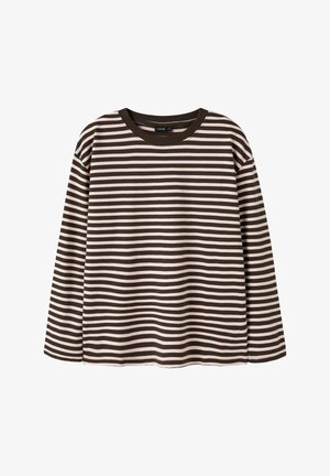 Camicia a maniche lunghe con strisce orizzontali nere e bianche e scollo rotondo nero, mostrata su sfondo bianco.