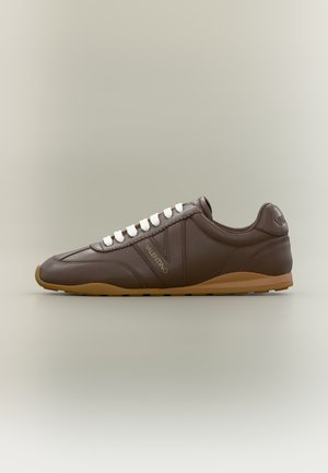 Valentino, PLUSH - Baskets basses - moro