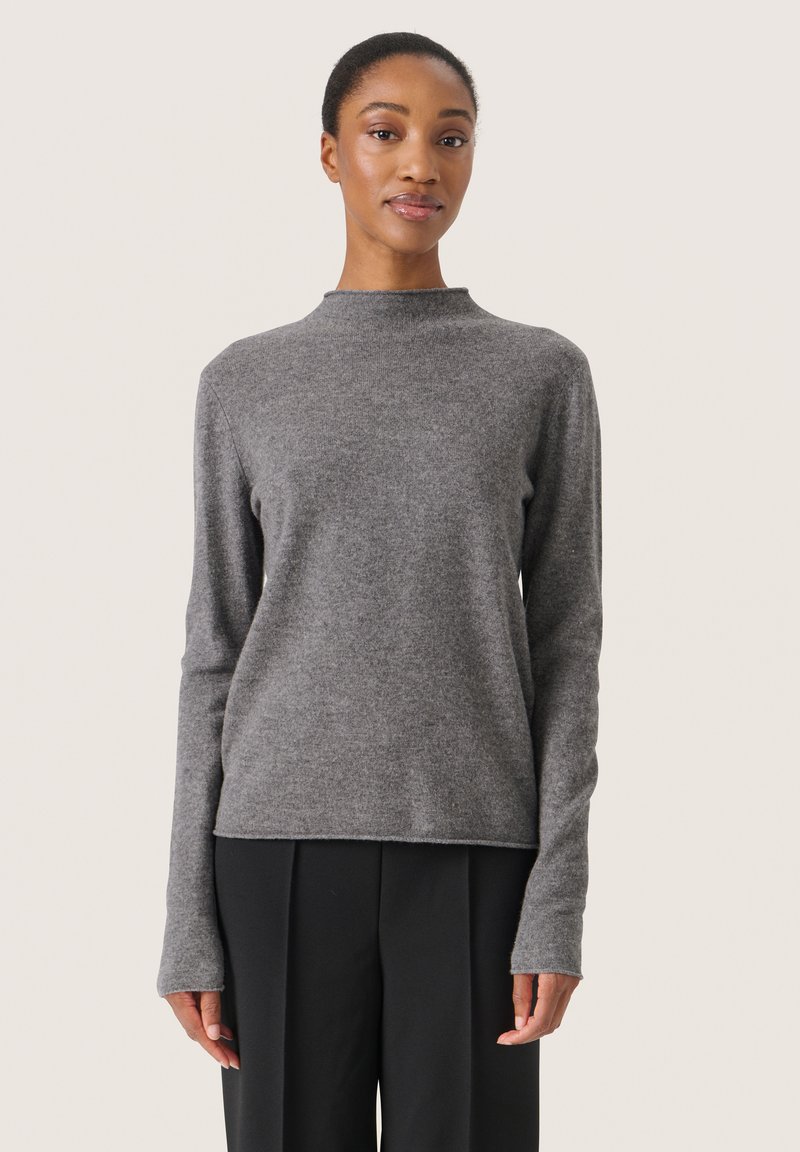 Grauer Langarmtop mit hohem Kragen, gefertigt aus weichem Strickmaterial. Verfügt über eine lässige Passform und verlängerte Ärmelbündchen.