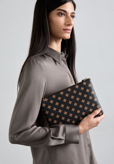 By Malene Birger IVY PURSE - Cross body bag - walnut