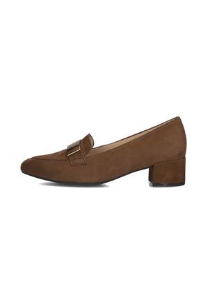 Braune Wildleder-Loafer mit niedrigem Absatz, die oben mit einer quadratischen metallischen Schnalle und einem Blockabsatz versehen sind.