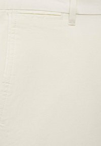 Mango Shorts - off-white
