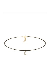 Guldfarvet choker halskæde med en sort snor, med en halvmåne charm udsmykket med klare rhinsten. Justerbar clasp.