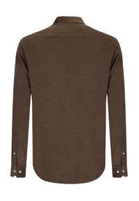 Braunes Cordhemd mit langen Ärmeln, klassischem Kragen, abgerundetem Saum und geknöpften Manschetten mit weißen Knöpfen an den Ärmeln.