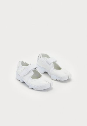Nike Sportswear AIR RIFT - Sandals - white