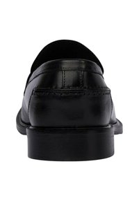 Mocassini in pelle nera con finitura liscia, punta arrotondata e tacco basso. Presentano eleganti dettagli di cucitura e un design classico e raffinato.