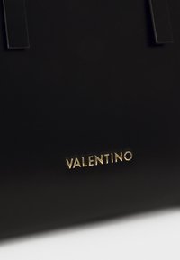 Thumbnail Image 6