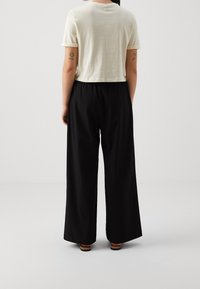 ONLY Petite Triko s potiskem - white