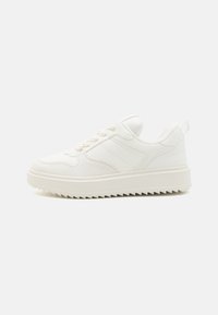Call it Spring NAMURA B.E.D FOAM - Skate shoes - white