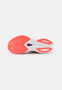 Saucony ENDORPHIN SPEED 4 - Katujuoksukengät - white/violet