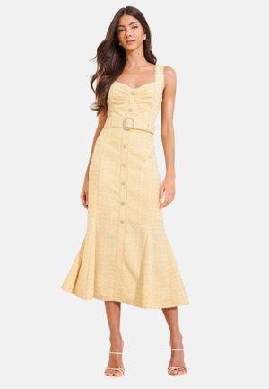 Lipsy, REGULAR FIT - PREMIUM BOUCLE FIT AND FLARE MIDAXI DRESS  . - Vestido camisero - yellow
