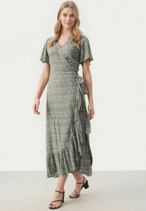 CLARINAPW - Vestido informal - agave green graphic print