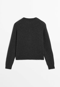 Pull en tricot à col rond à manches longues gris foncé posé à plat, montrant le dos avec des poignets et un ourlet côtelés.