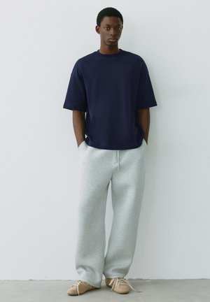 PULL&BEAR, SHORT SLEEVE WITH RAISED GRAPHIC - SWEATSHIRT - T-shirt basique - dark blue