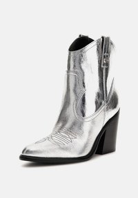 Guess Cowboystøvletter - silver