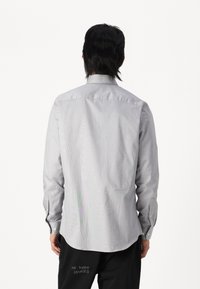 Selected Homme SLHSLIMETHAN SHIRT CLASSIC - Marškiniai - grey