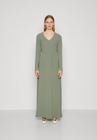 Vero Moda Tall - VMALVA V NECK DRESS - Velika haljina - laurel wreath Minijatura 1