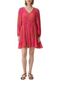 comma MIT DOBBY-STRUKTUR - Freizeitkleid - pink