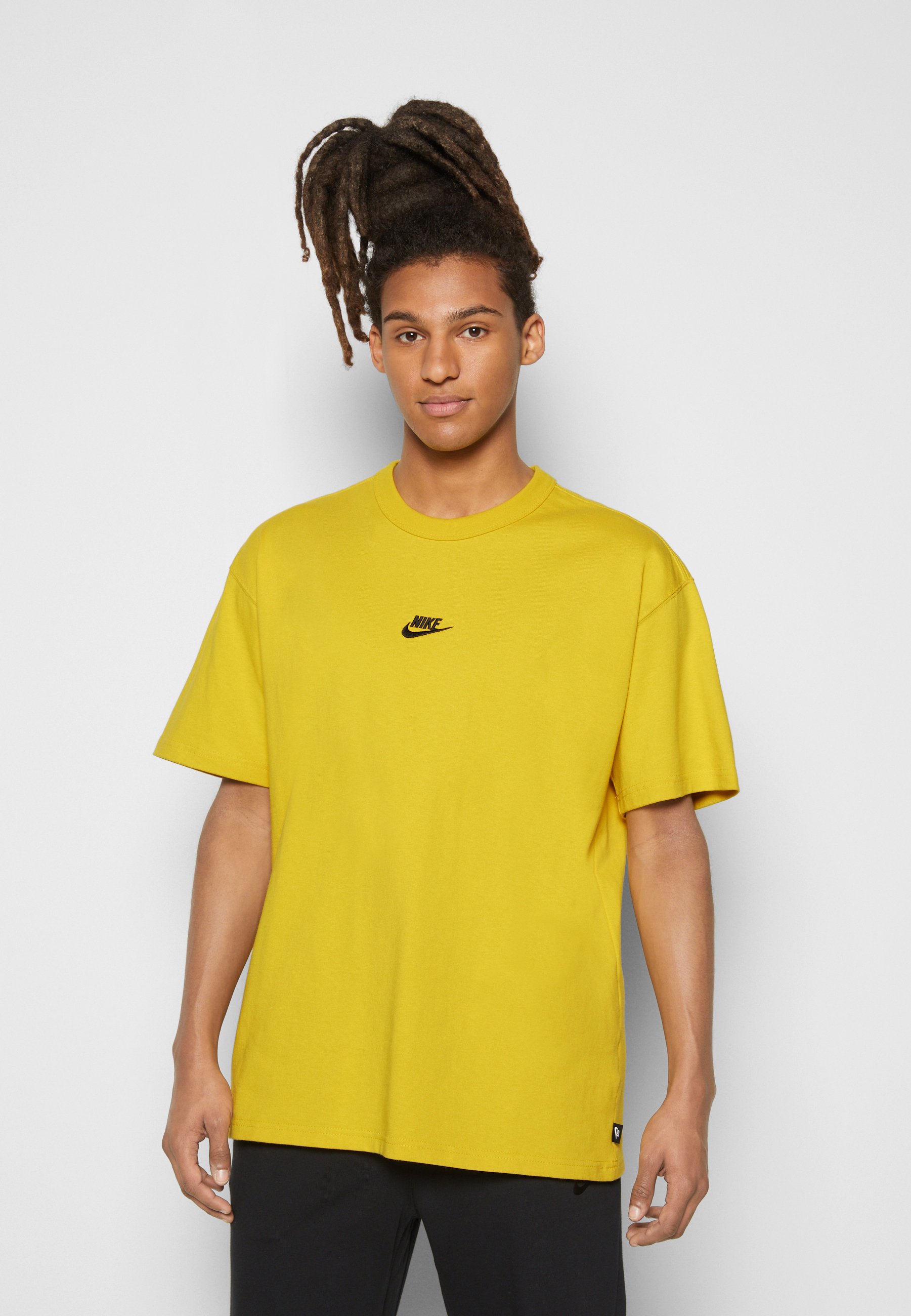 Nike Sportswear TEE - Basic T-shirt 