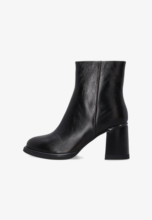 VENEZIA, Enkelkaarsjes - black