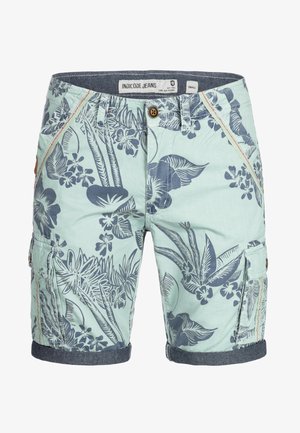 Pantalones cortos cargo azul claro con estampado floral tropical azul oscuro, cierre de botones, bolsillos laterales y puños remangados.