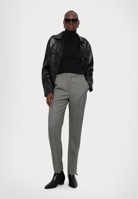 Paul & Joe Pullover - noir