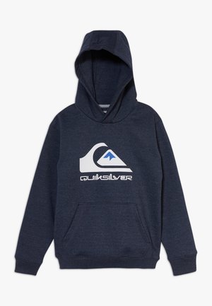 Granatowa bluza z kapturem, przednią kieszenią kangurka i białym logo Quiksilver z motywem fali i góry.