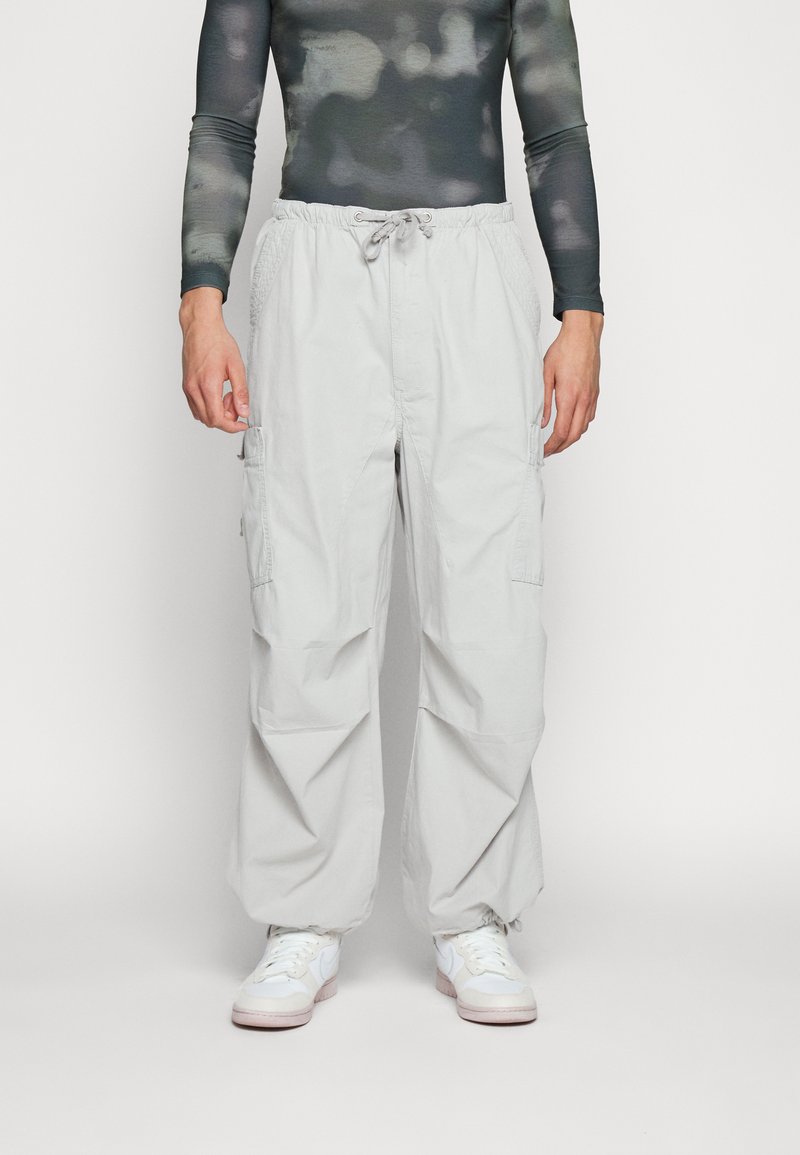 Jaded London OVERSIZED PARACHUTE PANTS Cargo trousers cool grey