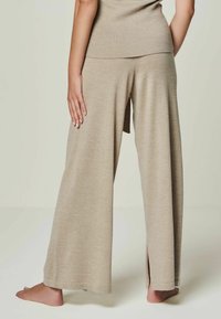 YOU LOOK PERFECT SET - Pyjama - taupe