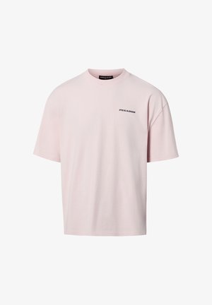 Lichtroze T-shirt met korte mouwen, ronde hals en klein zwart "PEGADOR"-logo op de linkerborst.