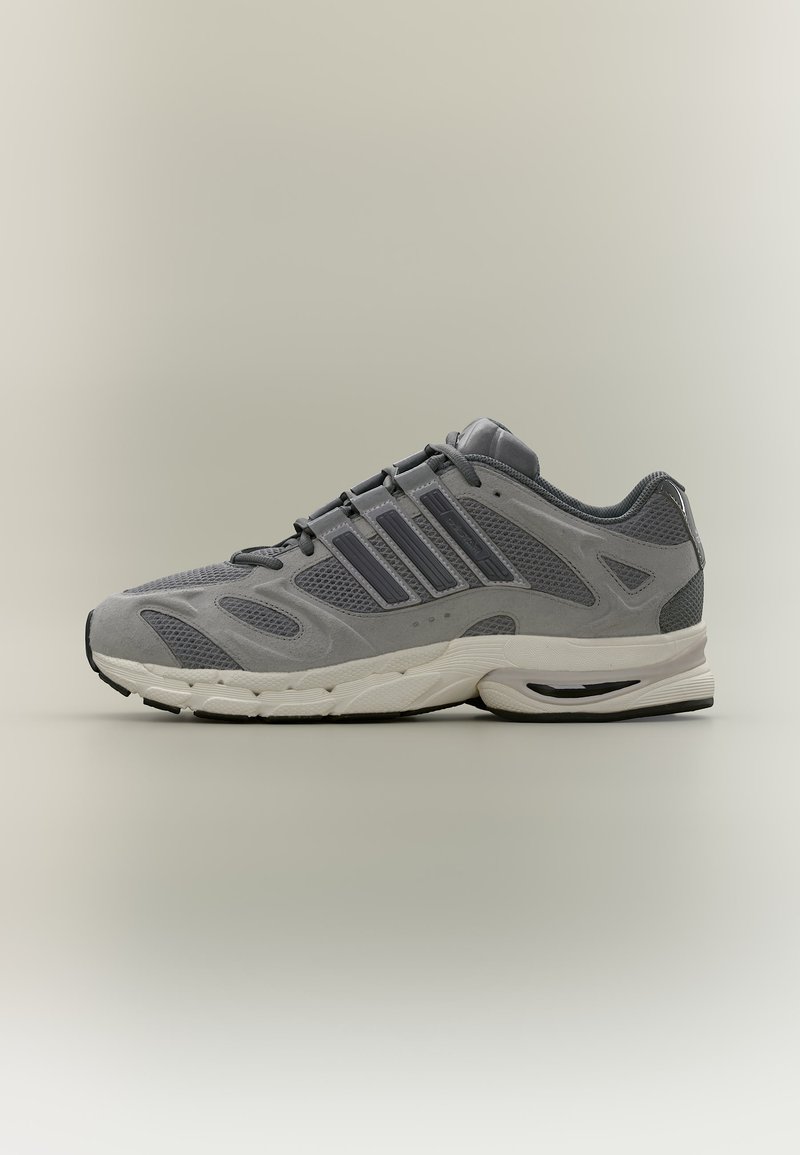 adidas Originals ADISTAR grey one/iron met/grey three/light grey
