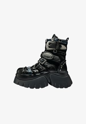 Koi Footwear ENCHAINED BELT MONSTER BOOTS - BLACK - Pleištapadžiai aulinukai - black
