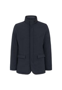 Marinblå softshell-jacka med hög krage, dragkedjestängning och två framfickor; slät textur och minimalistisk design.