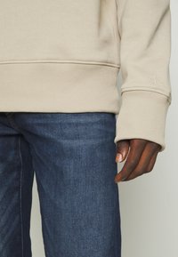 Levi's® 512™ SLIM TAPER JEANS - Vaqueros slim fit - indigo dusk
