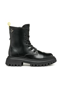 Bottes en cuir noir à lacets avec une semelle en caoutchouc épaisse, bout arrondi et languette jaune ; dotées de quincaillerie en forme d'abeille décorative sur le côté.