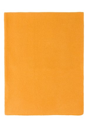 Orange Decke aus weichem Material, mit einer glatten, gleichmäßigen Textur und rechteckiger Form sowie ordentlich verarbeiteten Kanten.