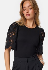 IDUN - Blouse - black