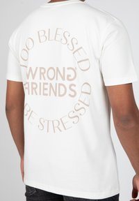 Wrong Friends SAFI - Triko s potiskem - white