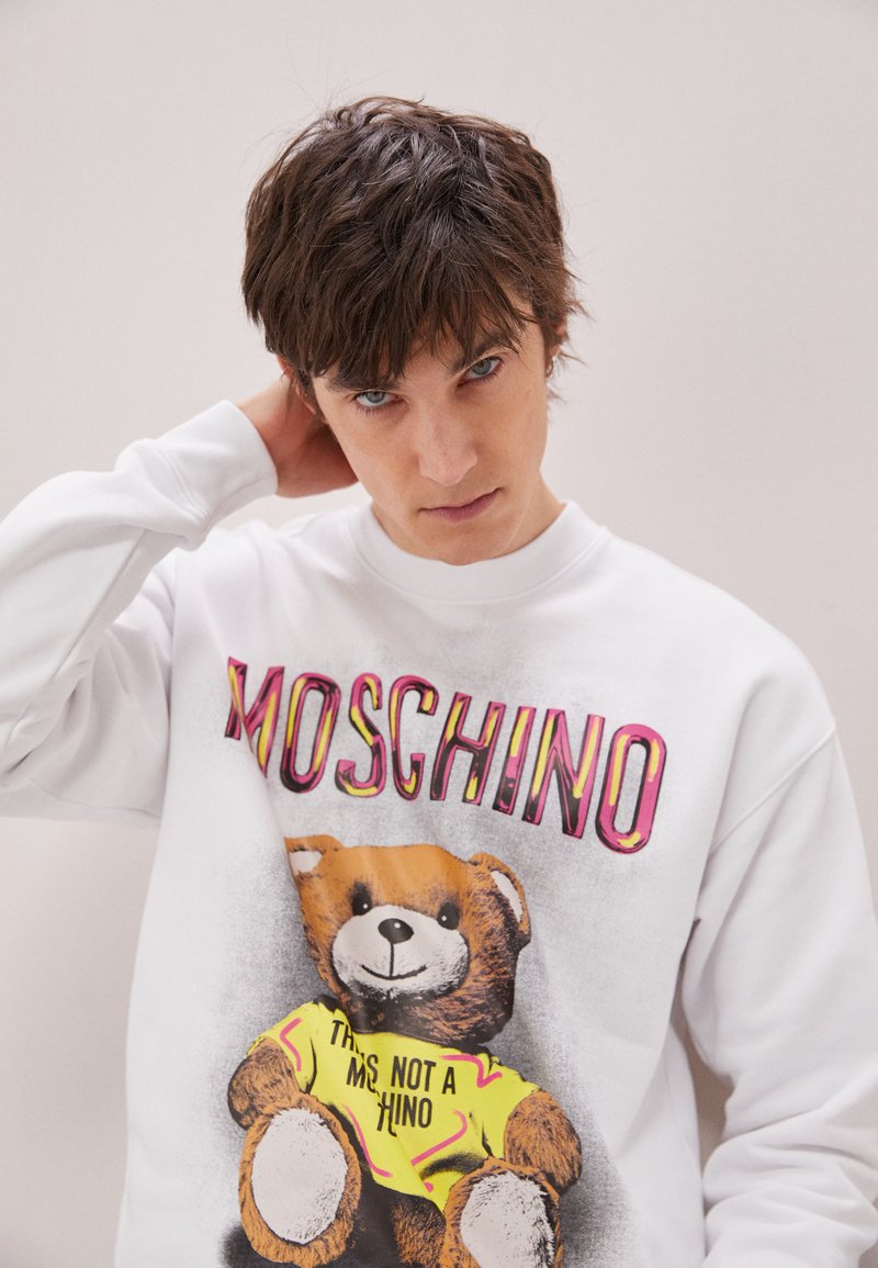 MOSCHINO Sweater fantasy white/wit Zalando.nl