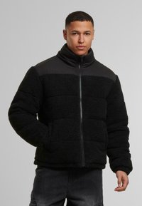 Urban Classics Vinterjakke - black