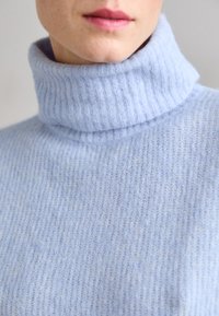Mos Mosh THORA ROLLNECK - Svetr - blue