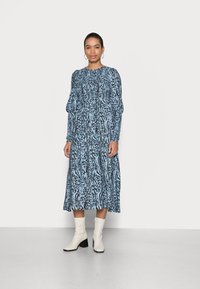 Gestuz MORIANA LONG DRESS - Vestido de dia - glacier laker